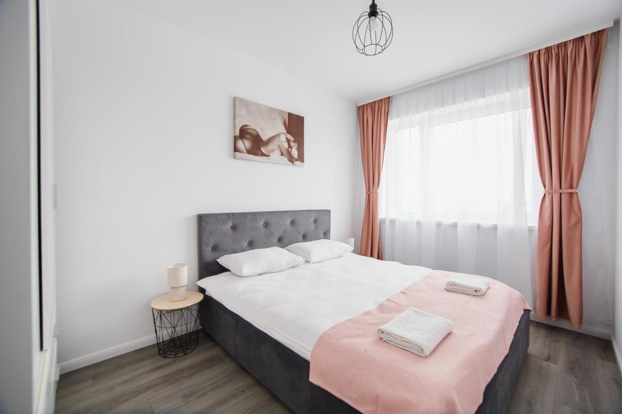 Trio Pink Διαμέρισμα Oradea Εξωτερικό φωτογραφία